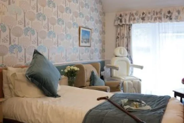 Warrengate Nursing Home